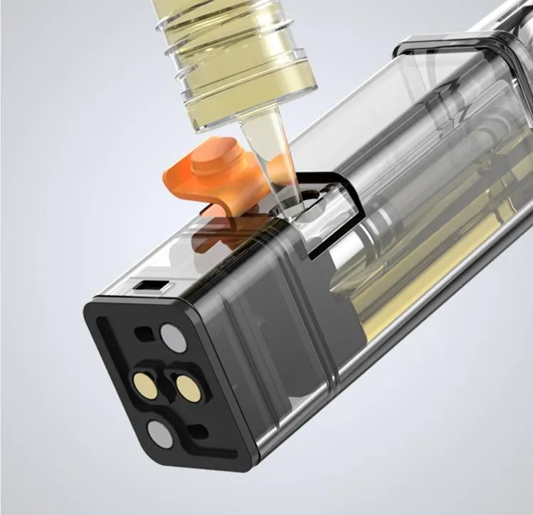 Filling the Aspire Gotek pod through its side fill port