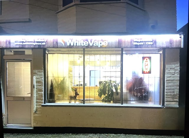 White Vape Co Holbury shop